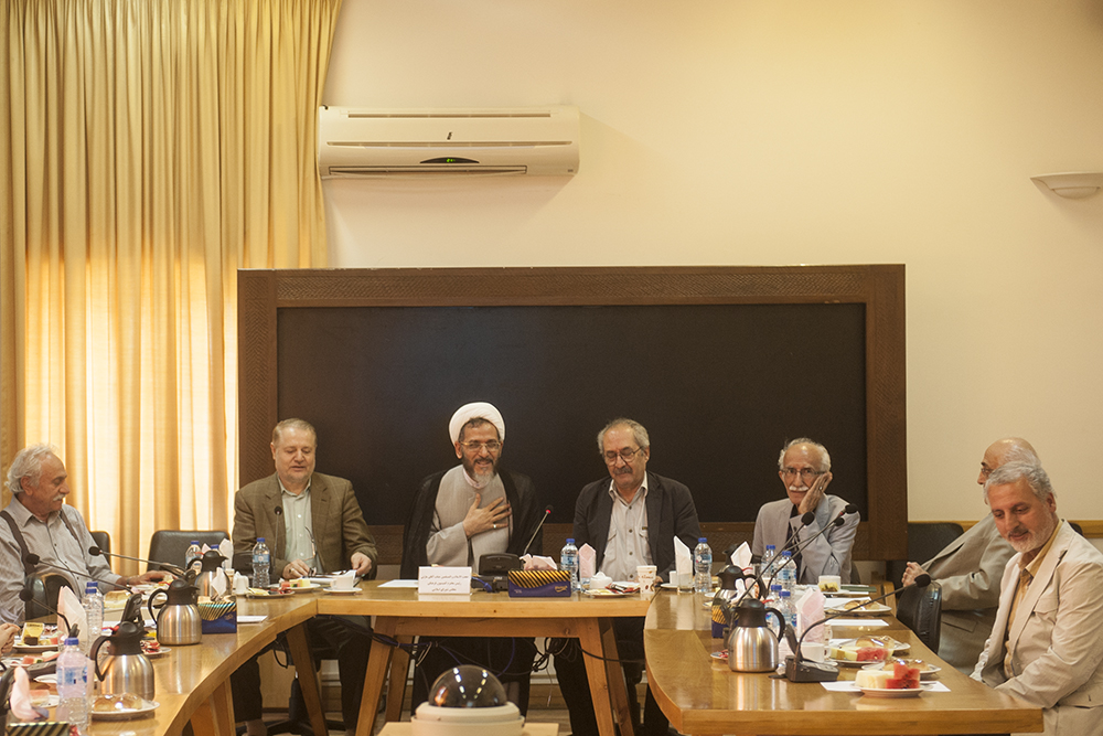 رئیس کمیسیون فرهنگی مجلس شورای اسلامی: با تصویب طرح نظام صنفی هنر می‌توانیم امنیت و آرامش را در جامعه فرهنگ و هنر کشو به‌وجود آوریم.